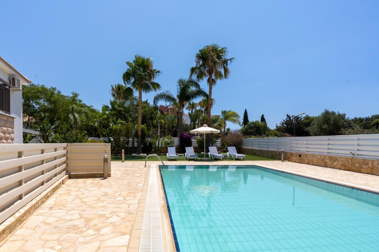 Lime 3-Bedroom Villa In 普罗塔拉斯 外观 照片