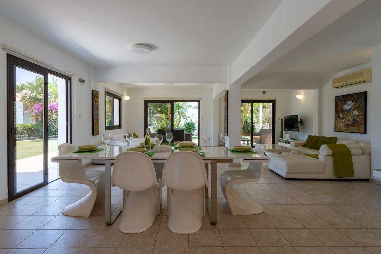 Lime 3-Bedroom Villa In 普罗塔拉斯 外观 照片