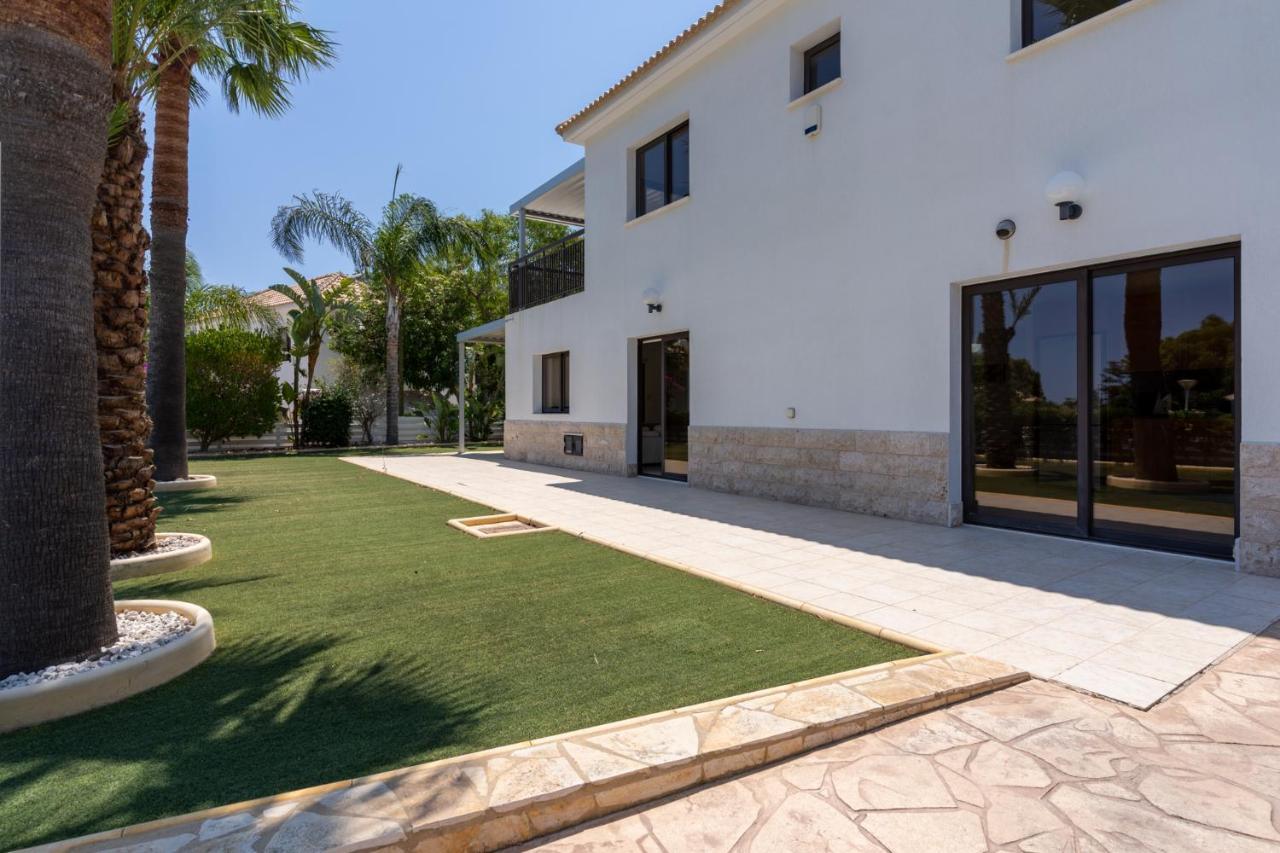 Lime 3-Bedroom Villa In 普罗塔拉斯 外观 照片