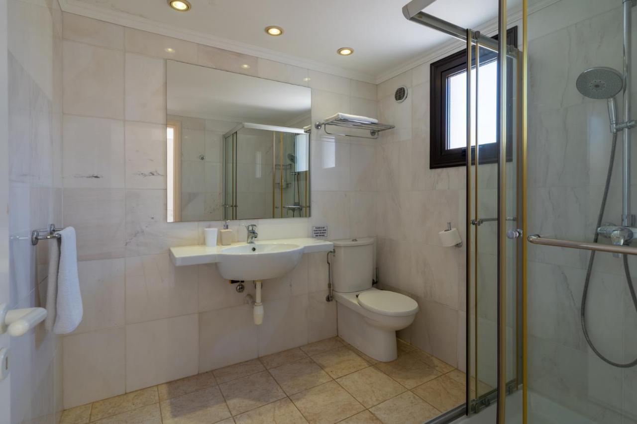 Lime 3-Bedroom Villa In 普罗塔拉斯 外观 照片